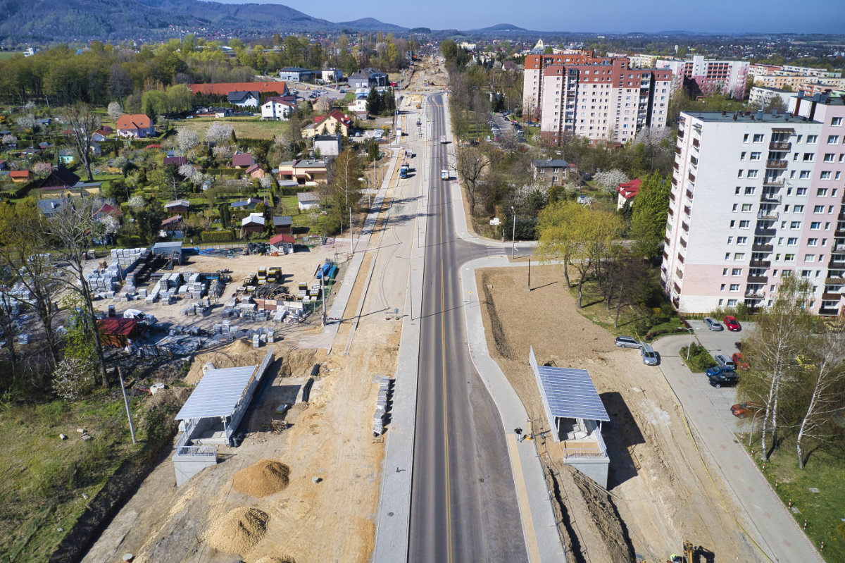 Na jakim etapie jest rozbudowa ulicy Cieszyńskiej? Zobaczcie materiał video