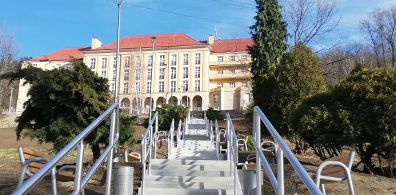 5,5 mln złotych na inwestycje dla szpitala kolejowego w Wilkowicach-Bystrej