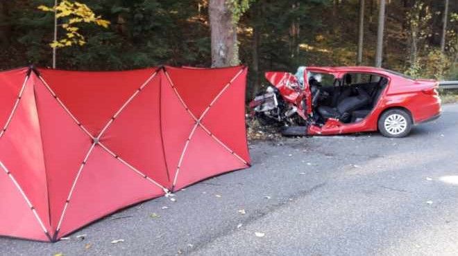 Tragedia w Porąbce, zginął 33-letni kierowca
