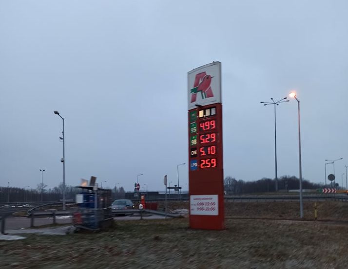 Benzyna w Bielsku-Białej poniżej 5 zł!