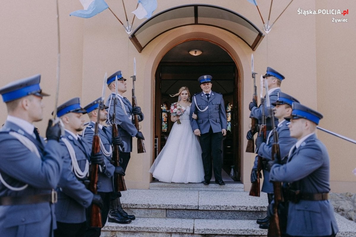 Ślub w galowym mundurze