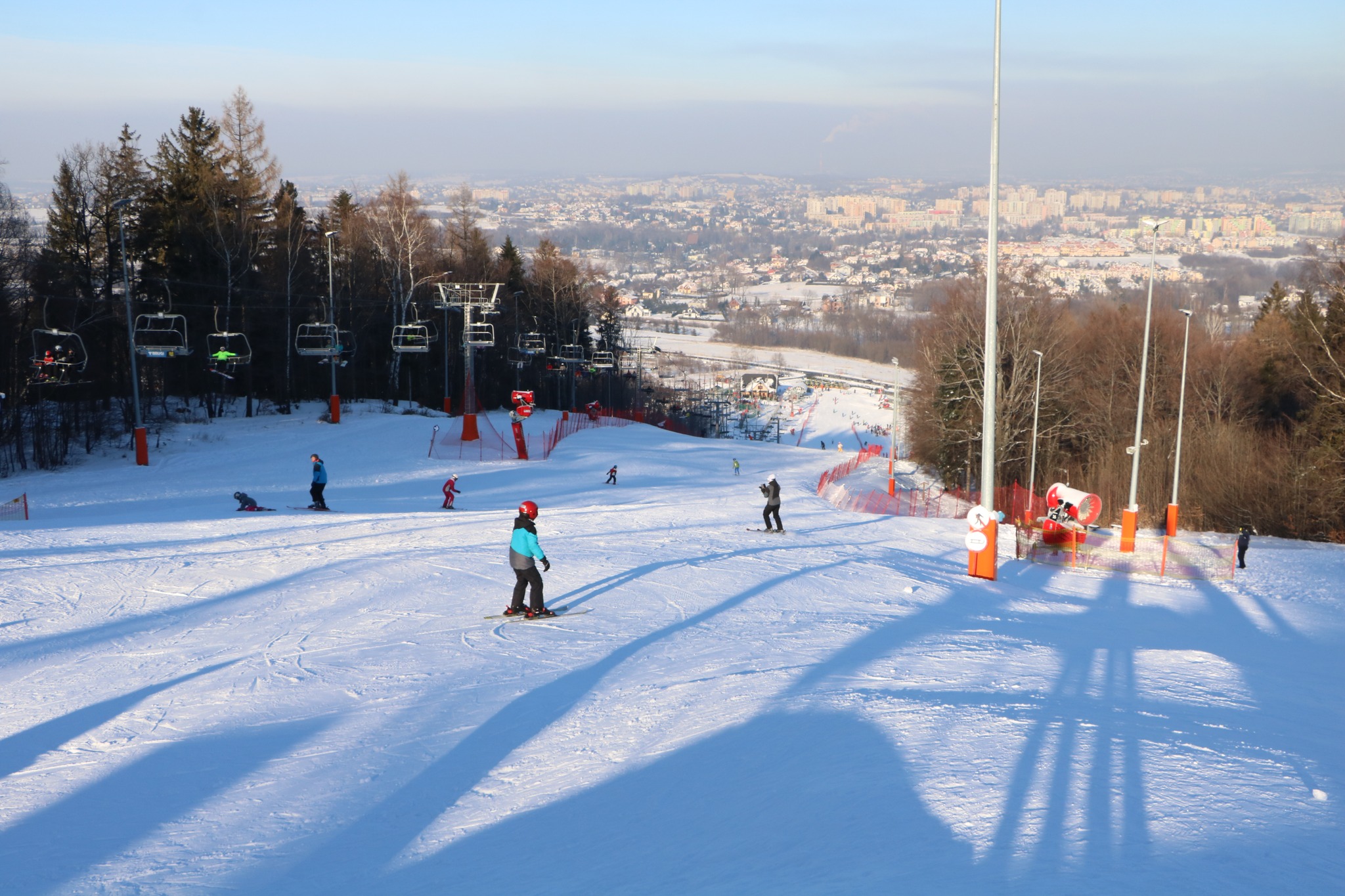 W poniedziałek rusza ruszy stok narciarski na Dębowcu
