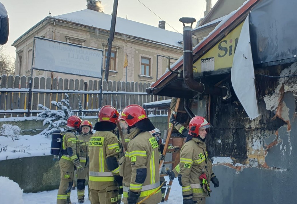 Pożar budynku w Kozach