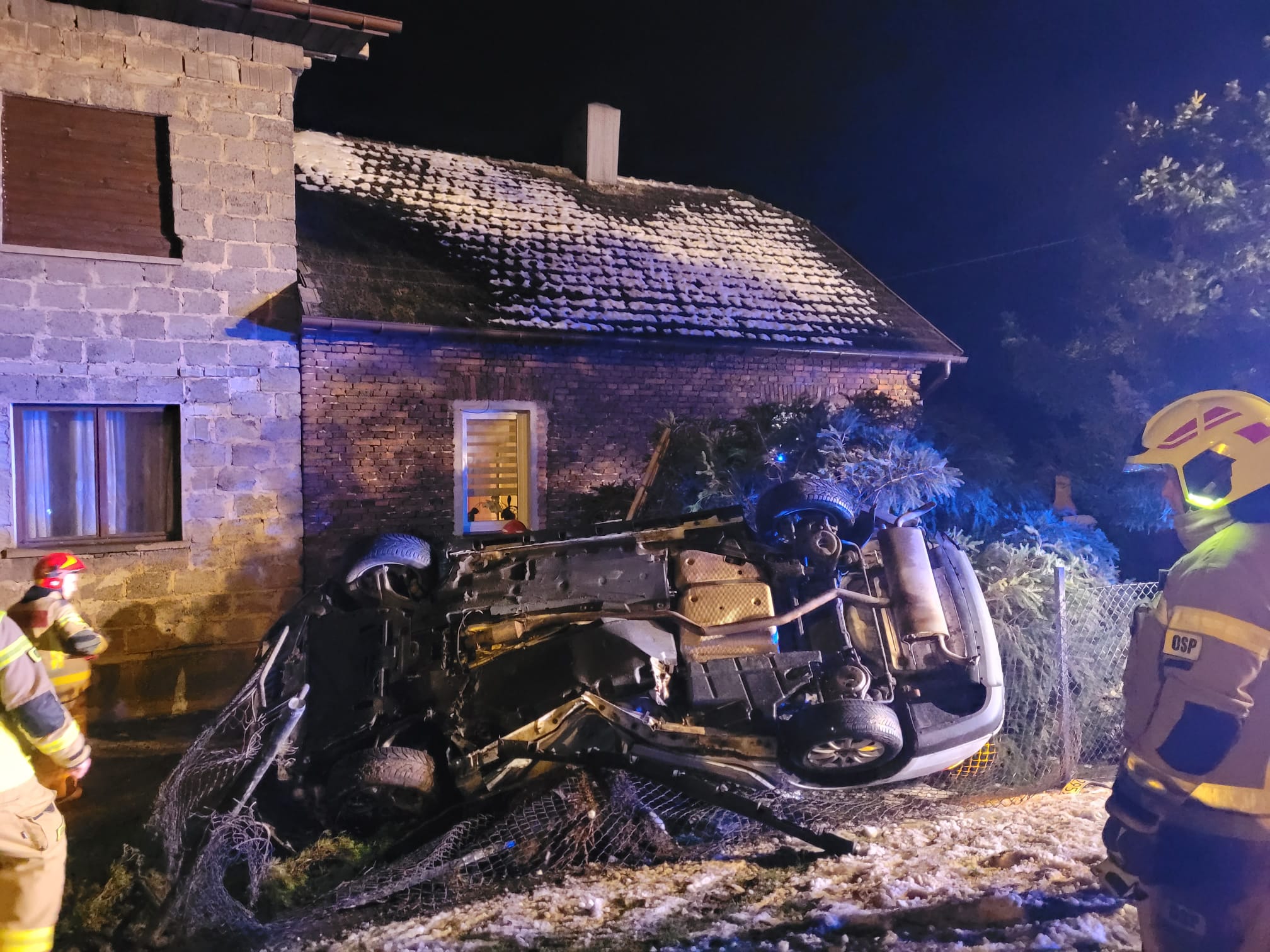 Dwie osoby poszkodowane w wypadku w Czańcu